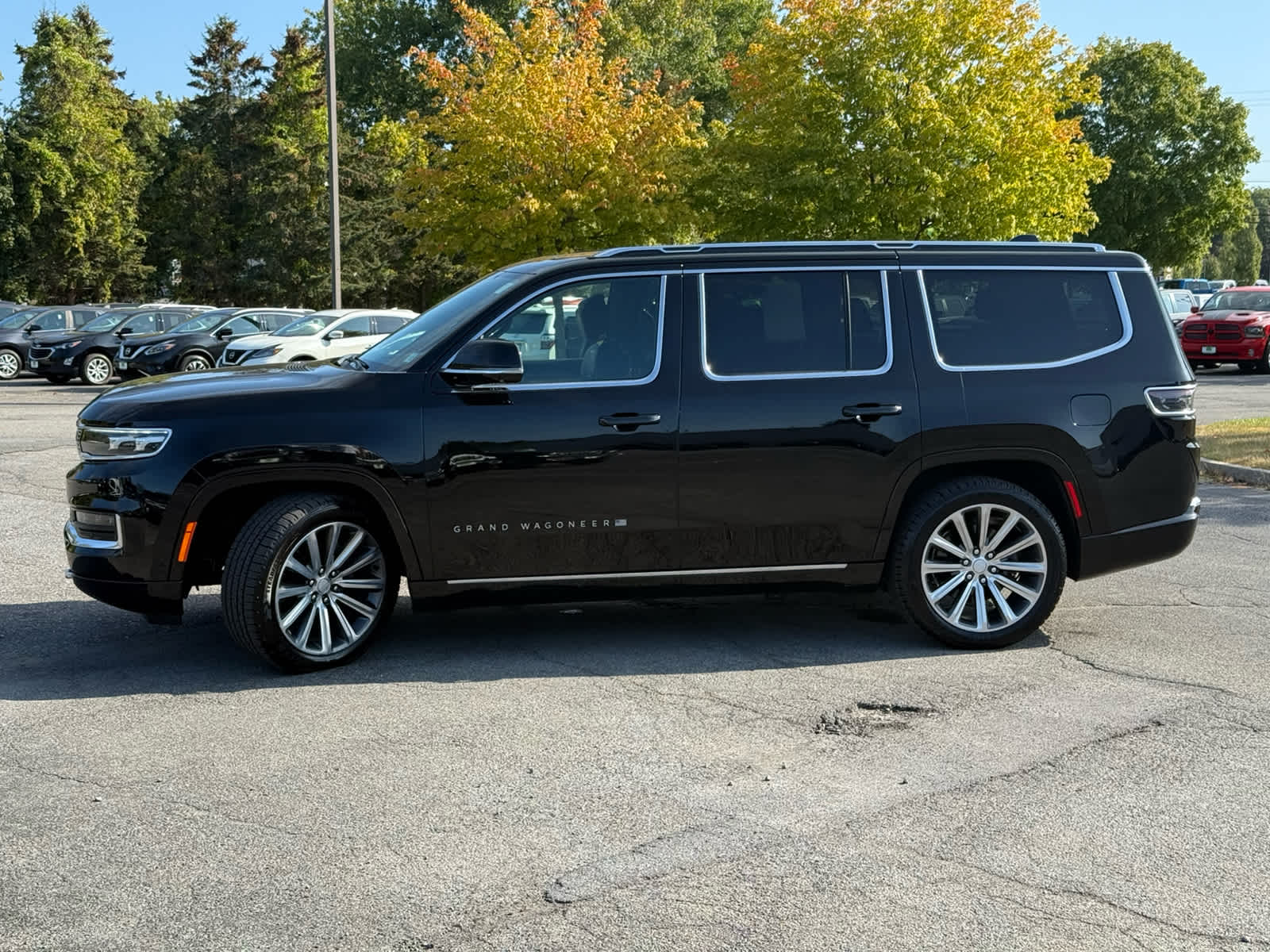 2022 Jeep Grand Wagoneer II photo 4