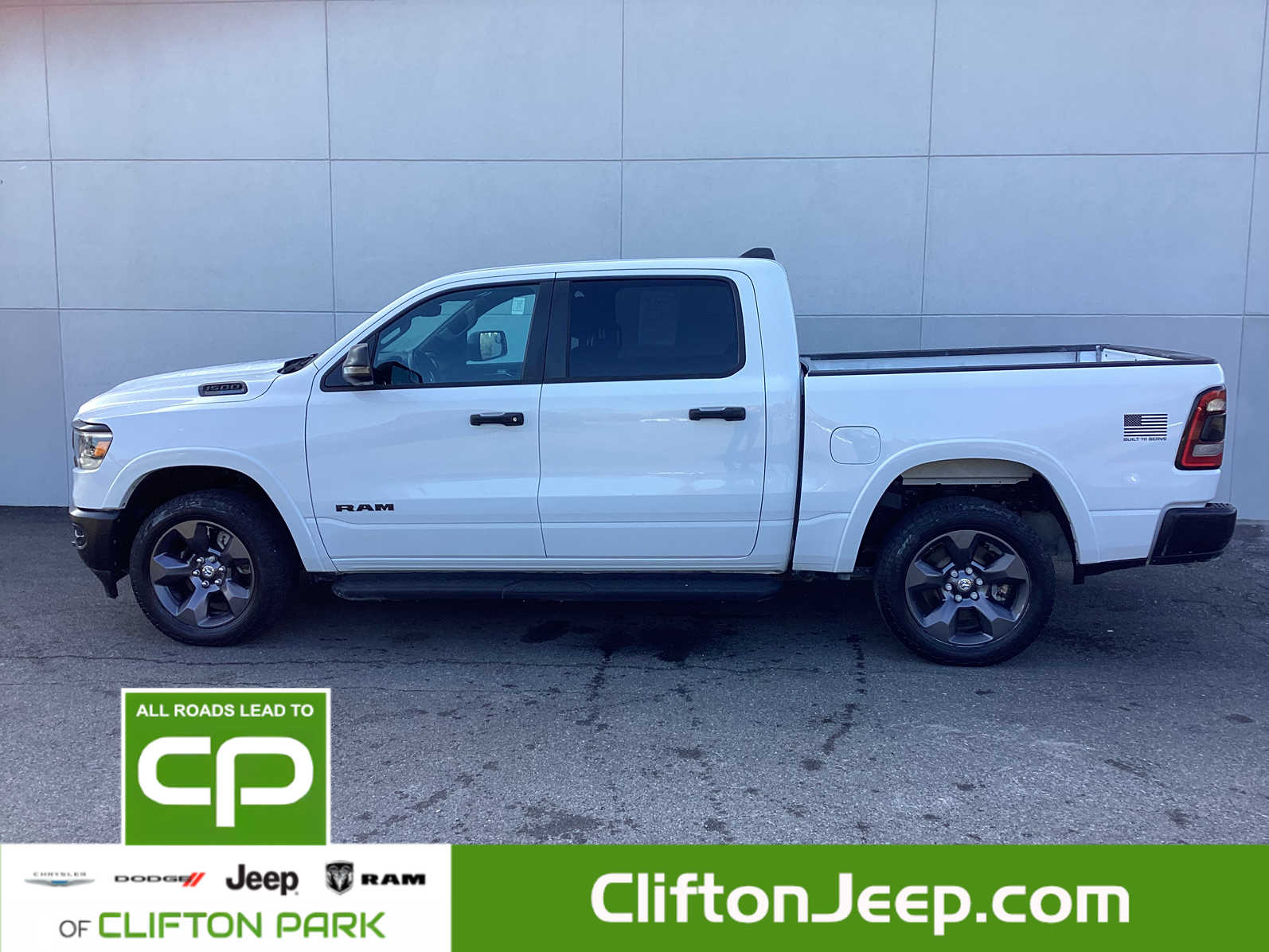 2023 Ram 1500 Big Horn photo 3