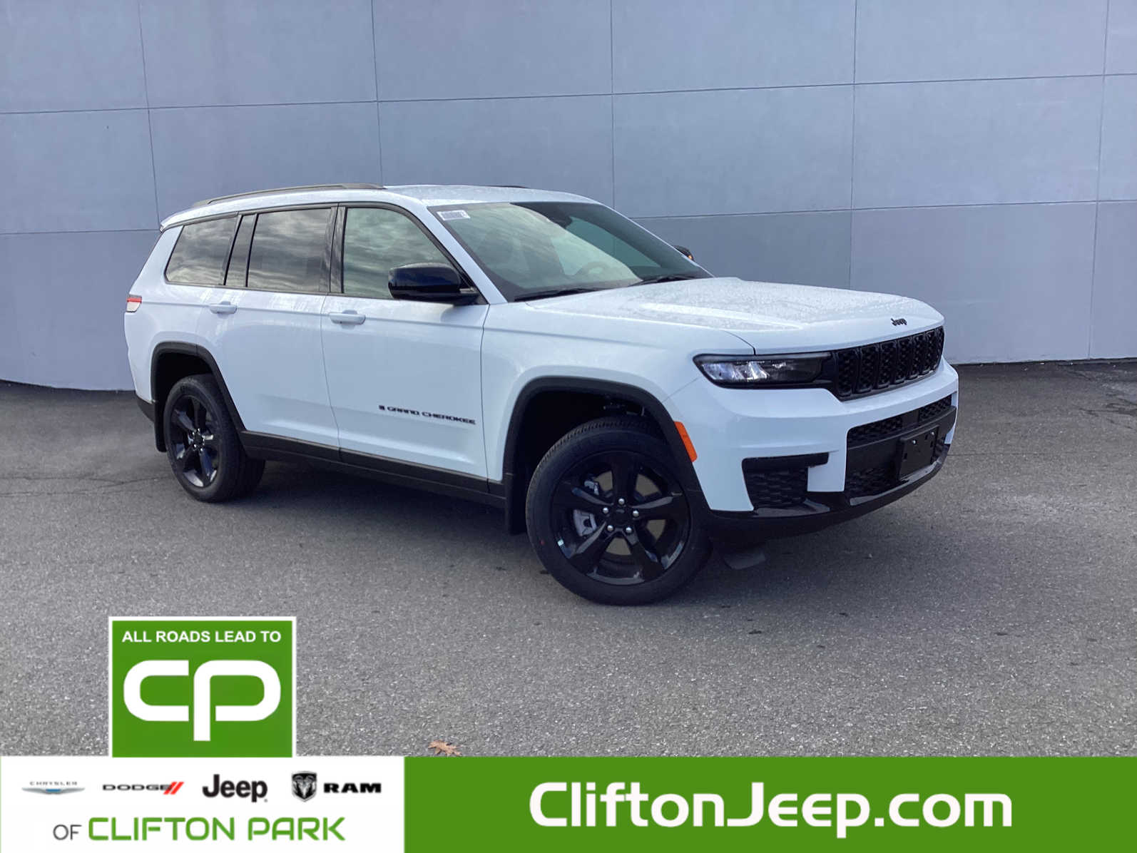 2025 Jeep Grand Cherokee L Altitude's photo