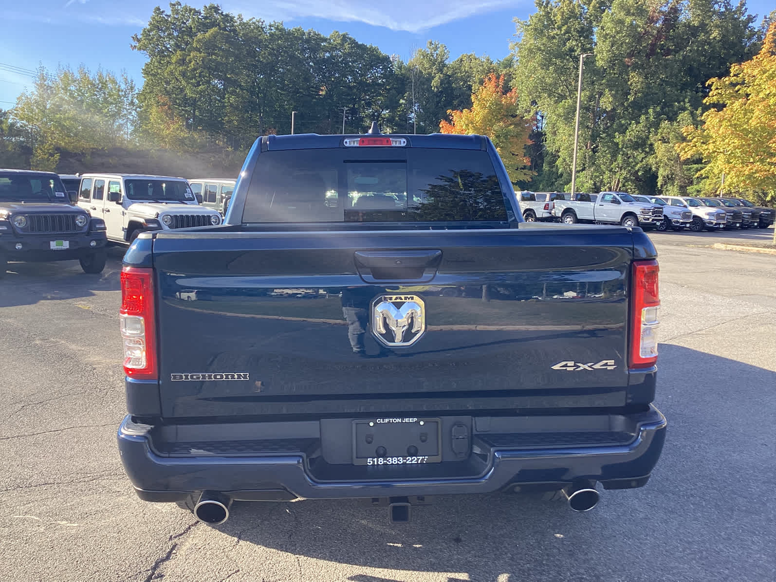 2022 Ram 1500 Big Horn photo 3