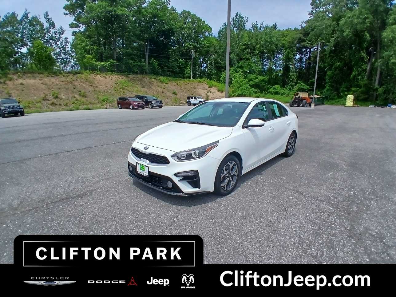2020 Kia Forte LXS AT's photo