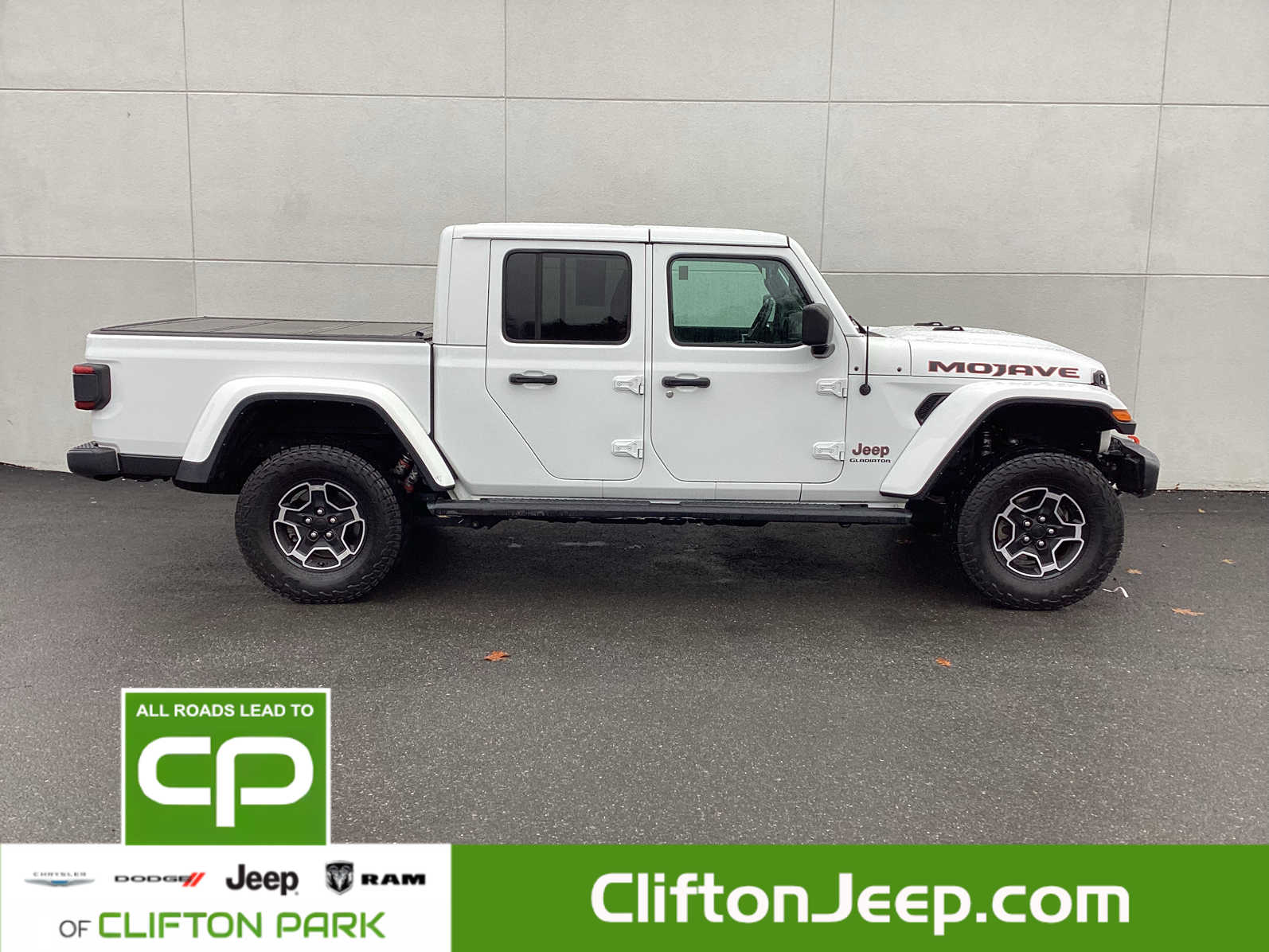 2022 Jeep Gladiator Mojave photo 4