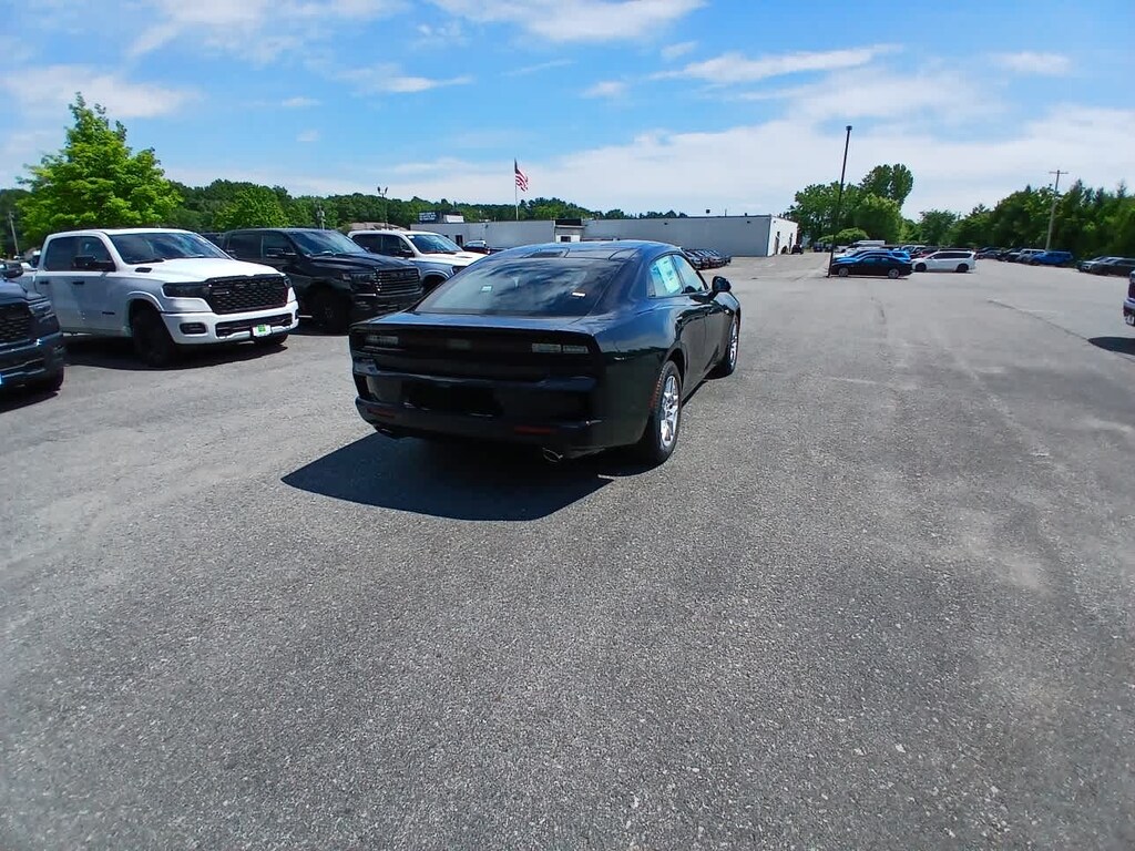 New 2026 Dodge Charger R/T 4-DOOR AWD Sedan