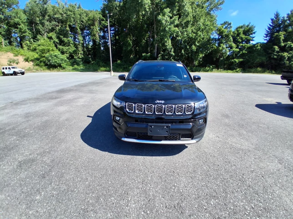 New 2026 Jeep Compass LIMITED 4X4 Sport Utility