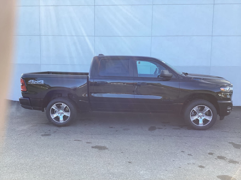 New 2025 Ram 1500 Tradesman Crew Cab 4x4 5'7 Box Pickup
