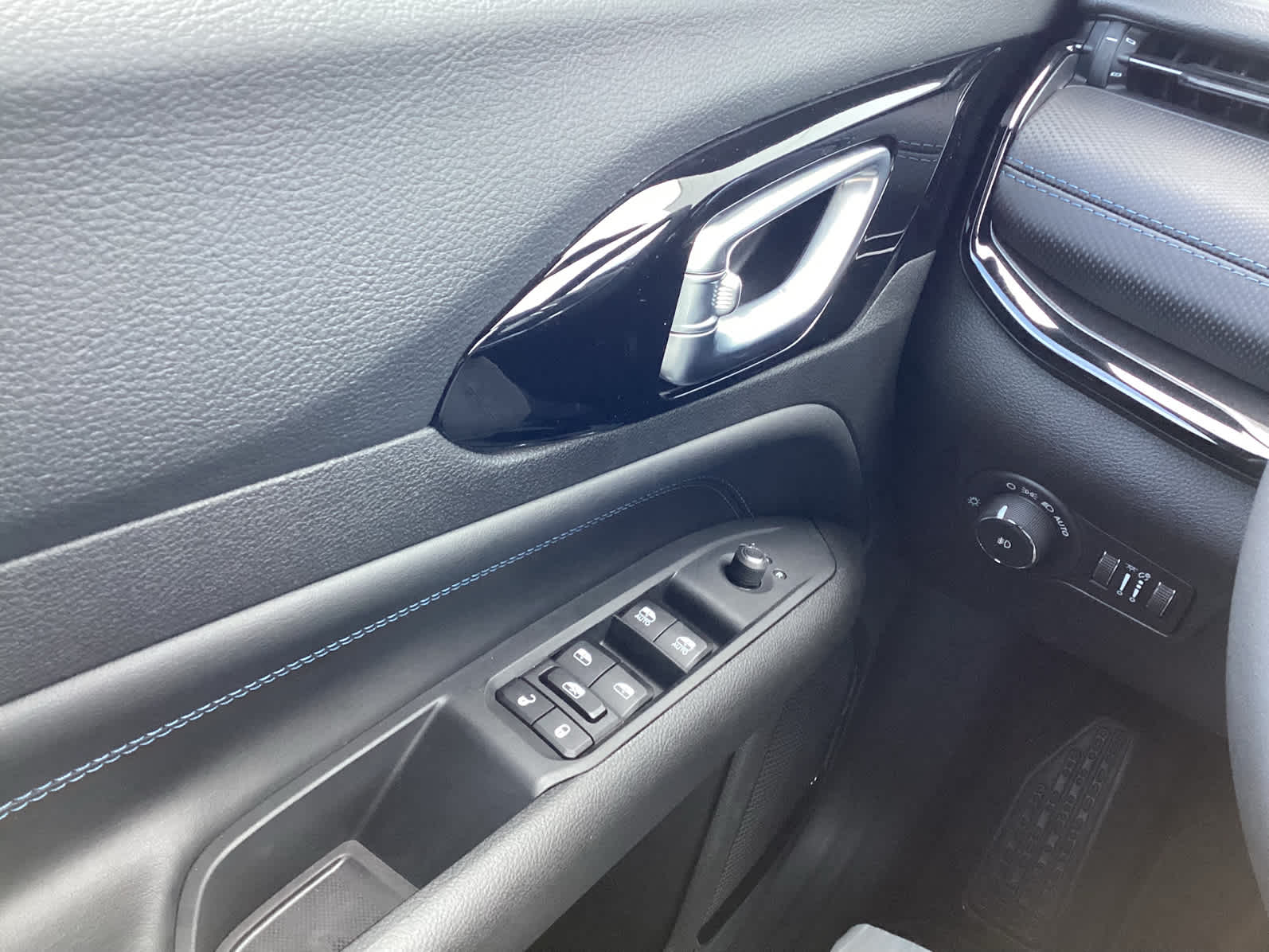 2026 Jeep Compass Limited Altitude - Photo 23