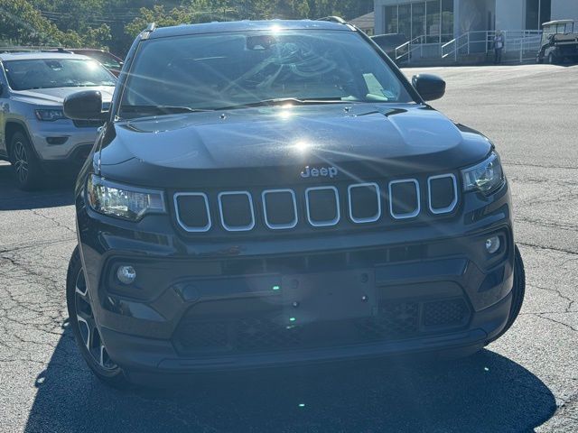 Used 2022 Jeep Compass Latitude with VIN 3C4NJDBB5NT114546 for sale in Clifton Park, NY