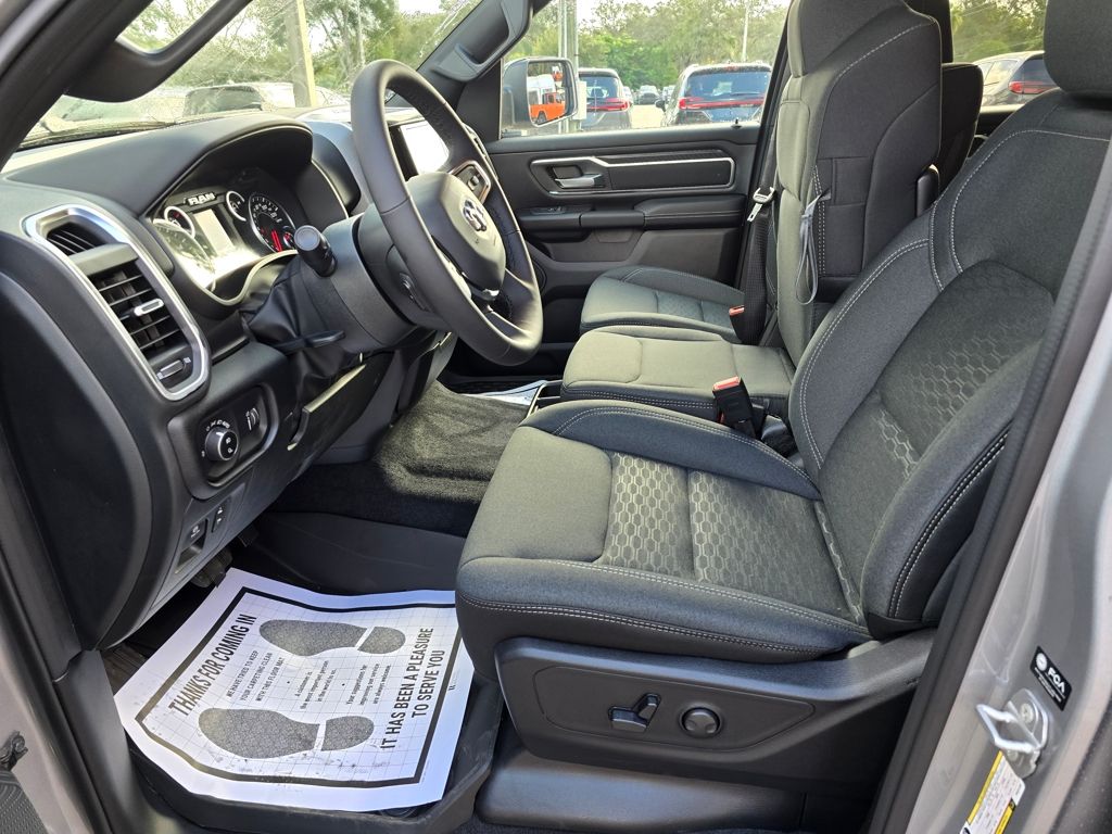 2026 RAM 1500 Big Horn/Lone Star - Photo 18