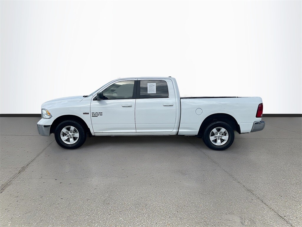 2021 Ram 1500 Classic SLT photo 3
