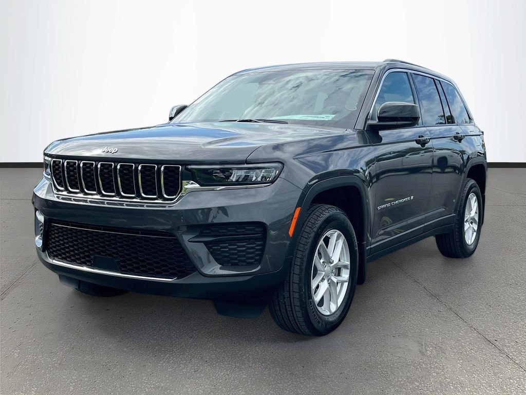 New 2026 Jeep Grand Cherokee LAREDO X 4X2 Sport Utility