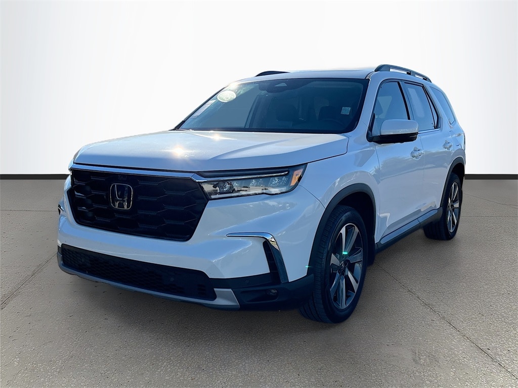 Used 2025 Honda Pilot Elite SUV