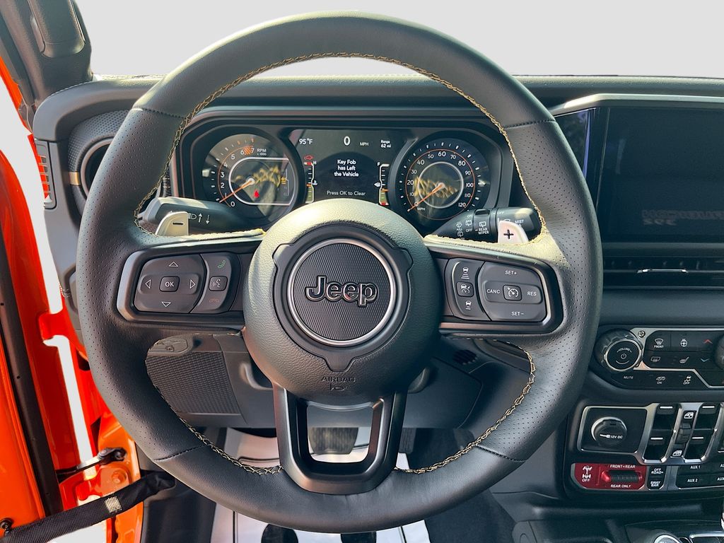 2025 Jeep Wrangler 4-Door Rubicon 392 Final Edition - Photo 11