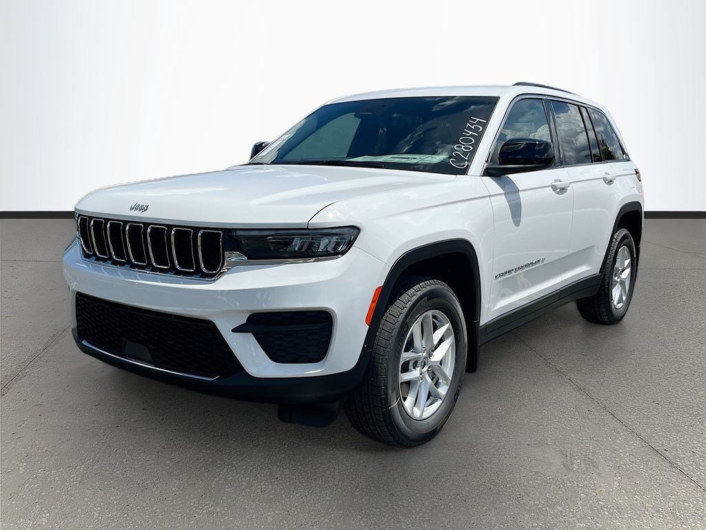 New 2026 Jeep Grand Cherokee LAREDO 4X4 Sport Utility