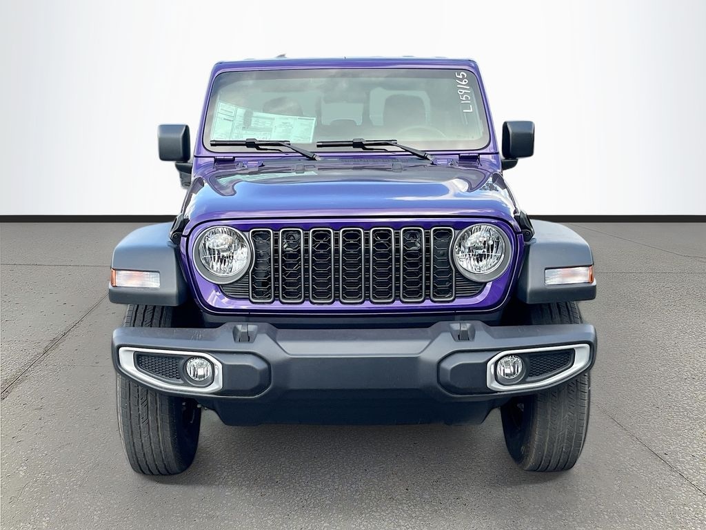 New 2026 Jeep Gladiator SPORT 4X4 Pickup