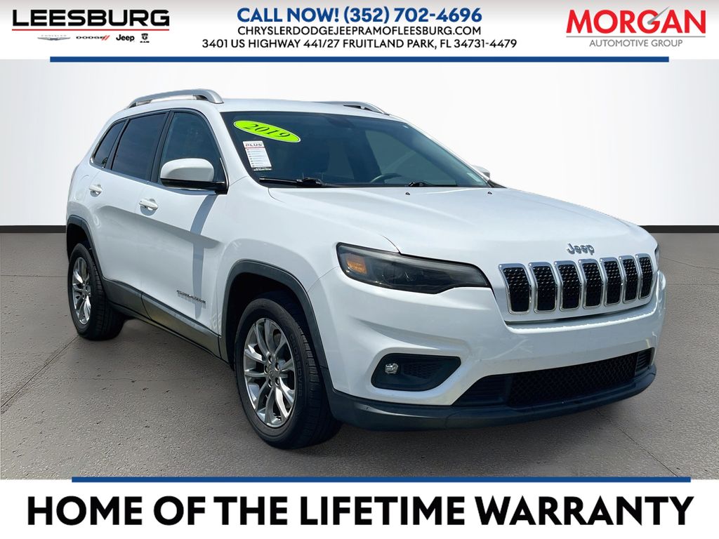 2019 Jeep Cherokee Latitude Plus's photo
