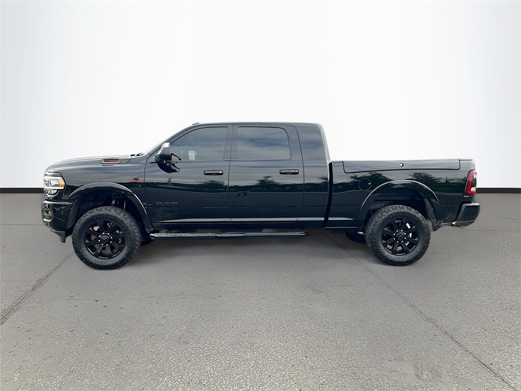 2022 Ram 2500 Laramie photo 2