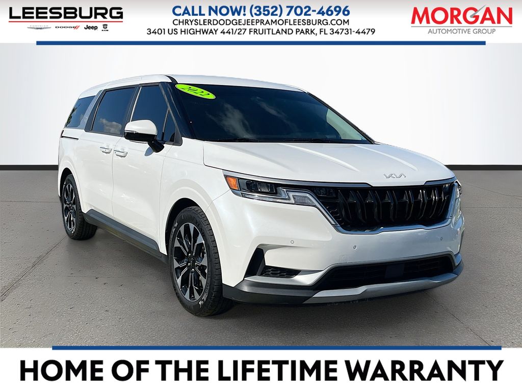 2022 Kia Sedona EX's photo