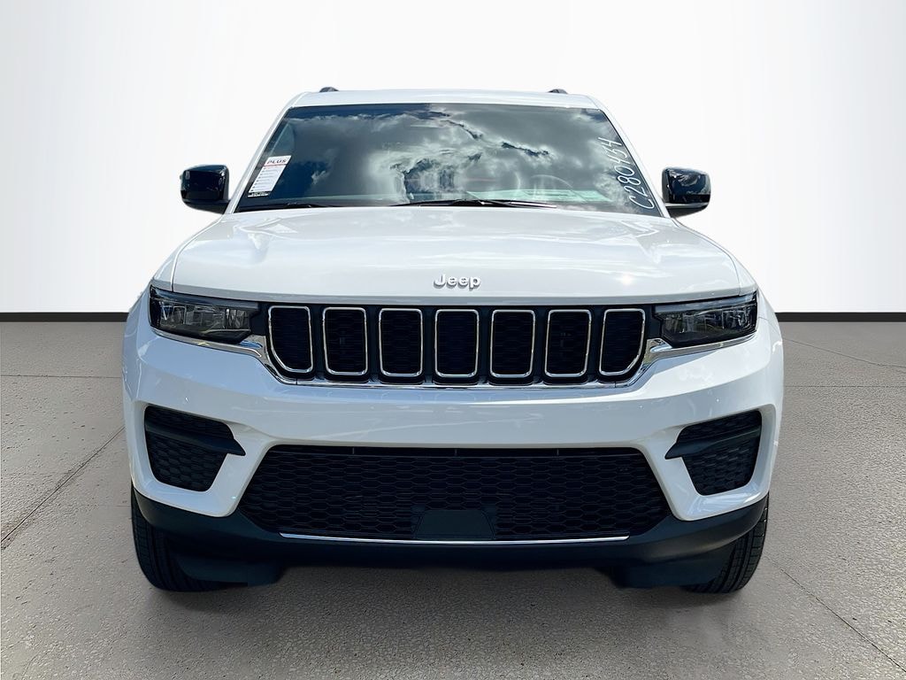 New 2026 Jeep Grand Cherokee LAREDO 4X4 Sport Utility