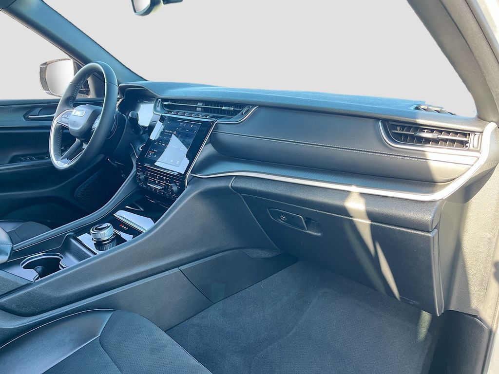 2023 Jeep Grand Cherokee Altitude - Photo 27