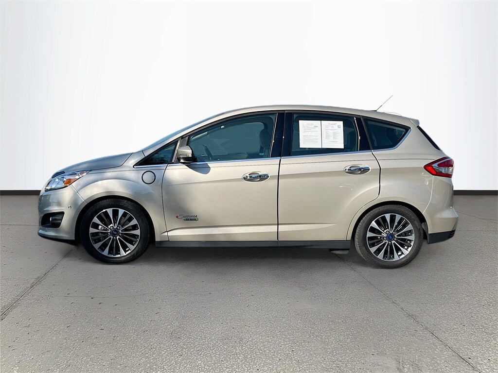 2017 Ford C-Max Energi Titanium photo 3