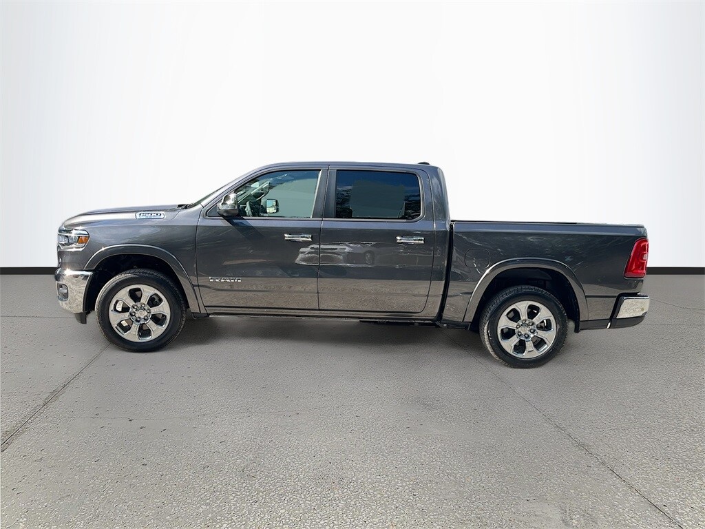 2025 Ram 1500 Big Horn Lone Star photo 3