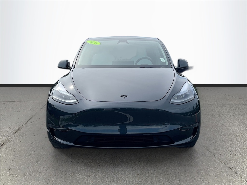 Used 2025 Tesla Model Y Long Range with VIN 7SAYGDED9SF234968 for sale in Northfield, Minnesota