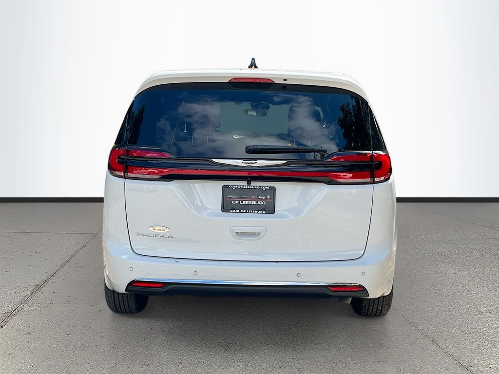 2026 Chrysler Pacifica Select - Photo 6