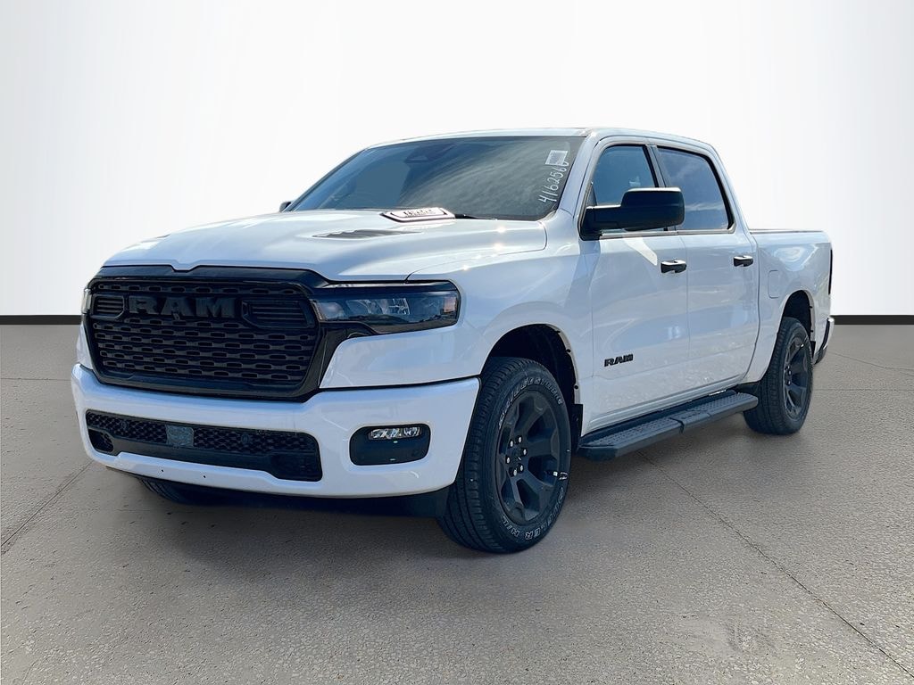 New 2026 Ram 1500 EXPRESS CREW CAB 4X4 5'7 BOX Pickup