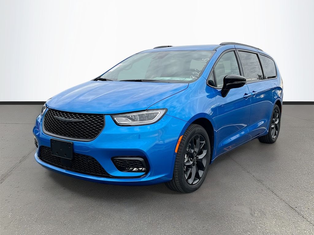 New 2026 Chrysler Pacifica SELECT Passenger Van