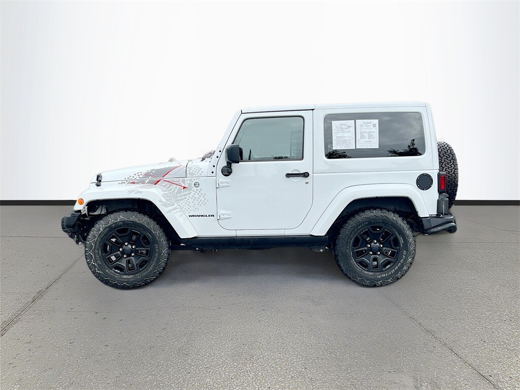 2016 Jeep Wrangler Sahara photo 4