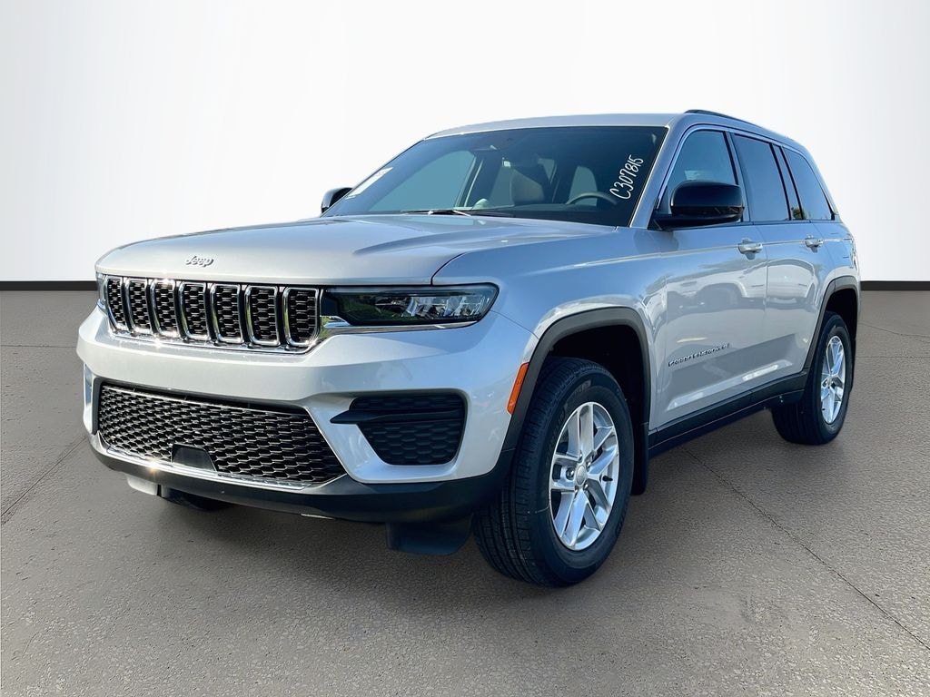 New 2026 Jeep Grand Cherokee LAREDO X 4X2 Sport Utility