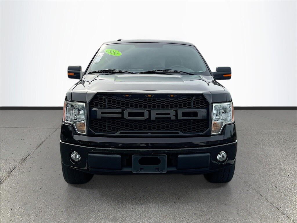 2014 Ford F-150 XLT photo 2