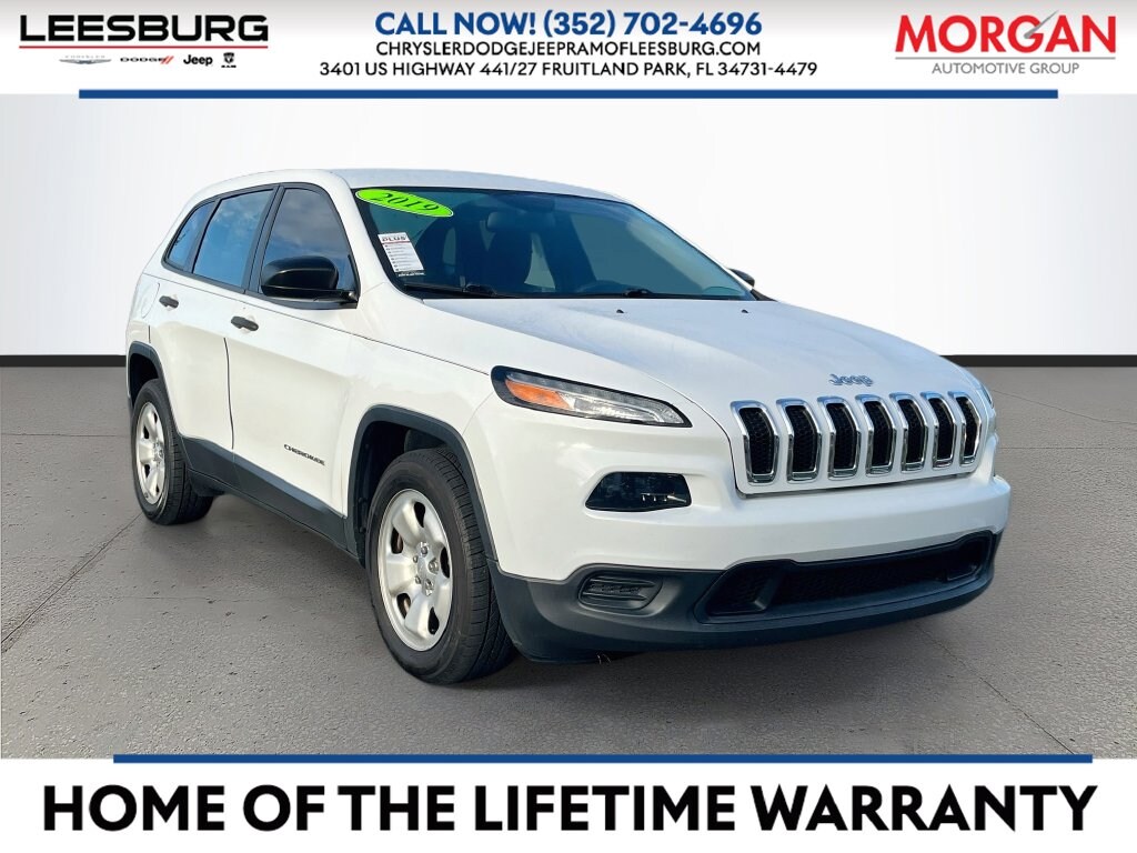 Used 2017 Jeep Cherokee Sport FWD SUV