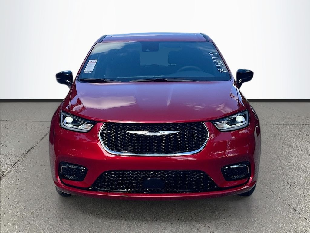 New 2026 Chrysler Pacifica SELECT Passenger Van