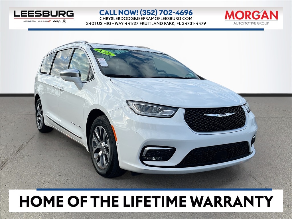 2024 Chrysler Pacifica PHEV Pinnacle's photo