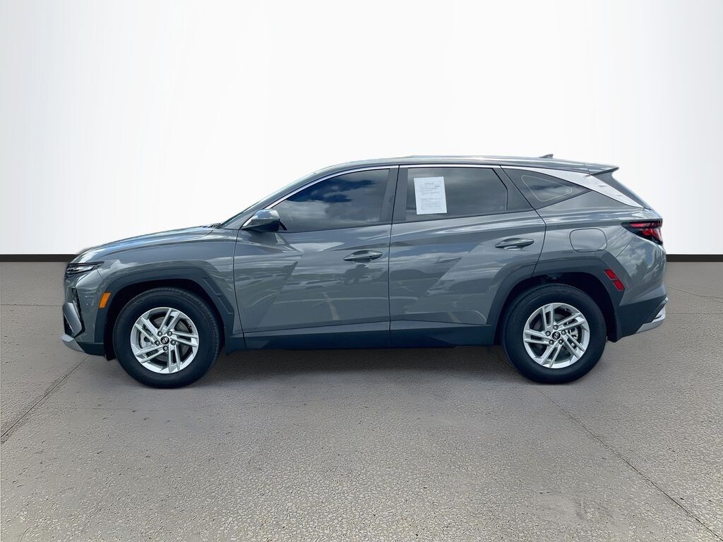 Used 2025 Hyundai Tucson SE SUV