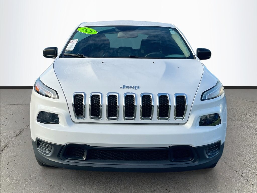 Used 2017 Jeep Cherokee Sport FWD SUV