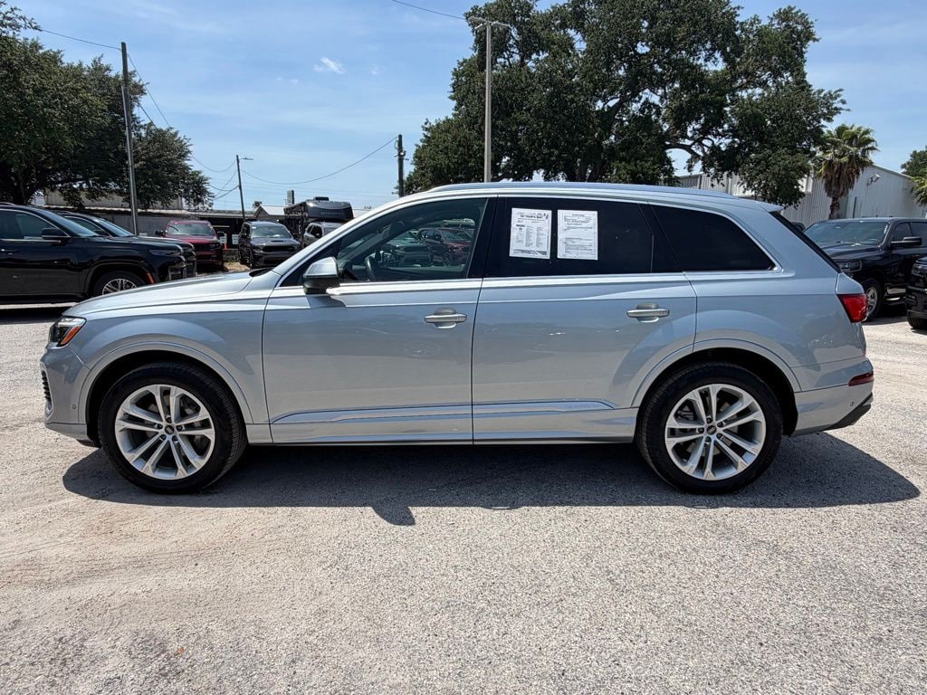 Used 2025 Audi Q7 55 Premium SUV