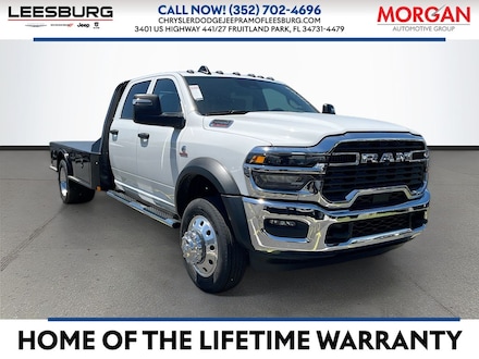 2026 Ram 5500 Chassis Cab TRADESMAN  CREW  4X4 84' CA Pickup