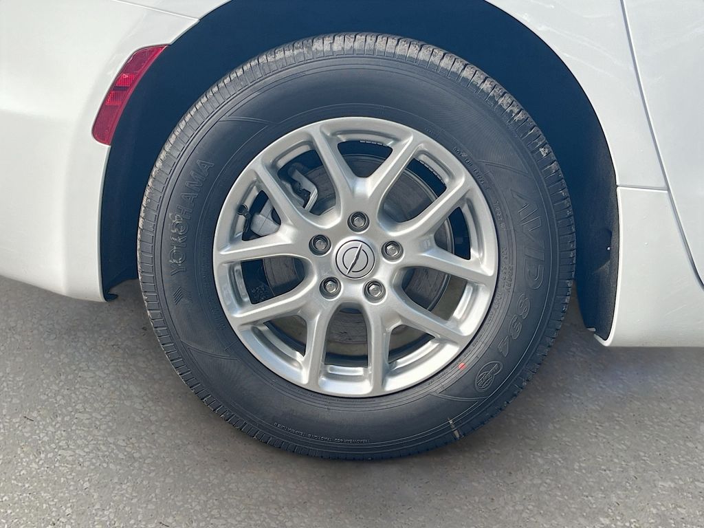 2026 Chrysler Pacifica Select - Photo 27