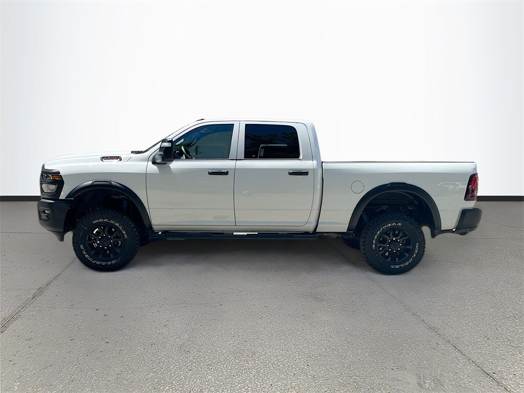 2026 Ram 2500 Tradesman photo 4