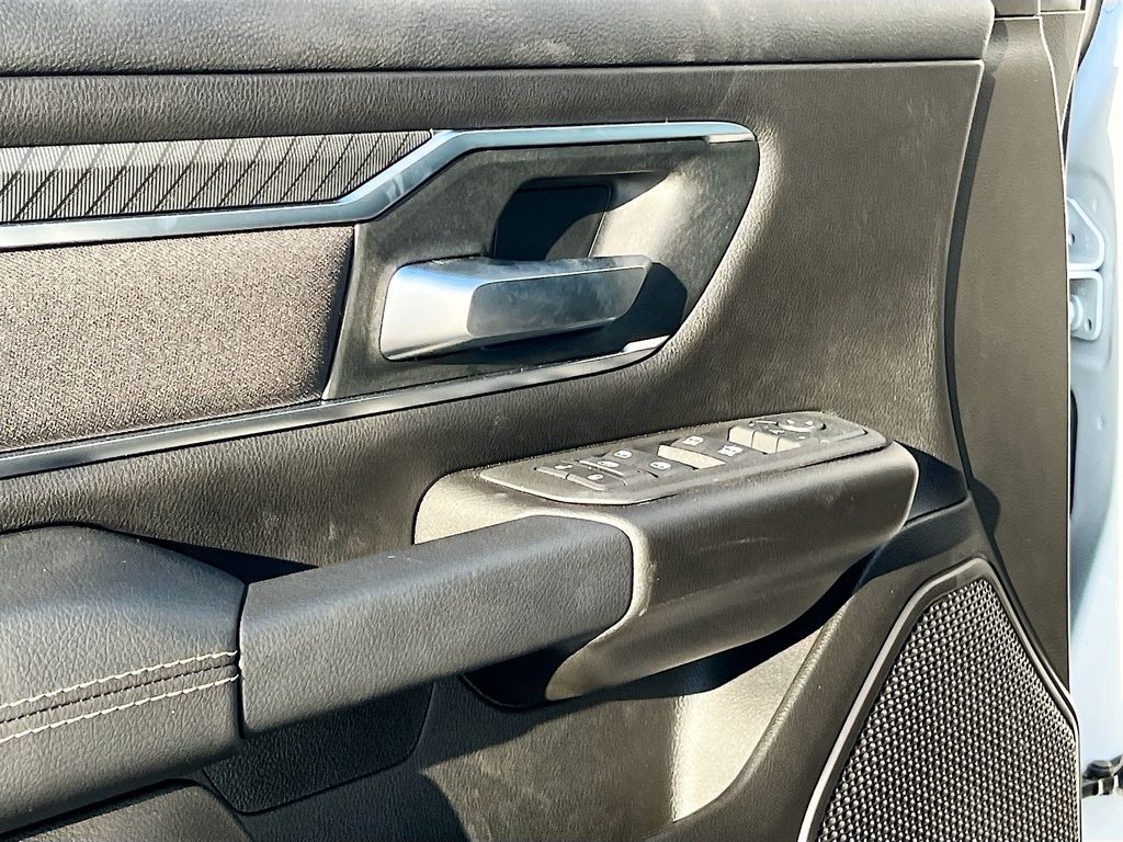 2026 RAM 1500 Big Horn/Lone Star - Photo 18