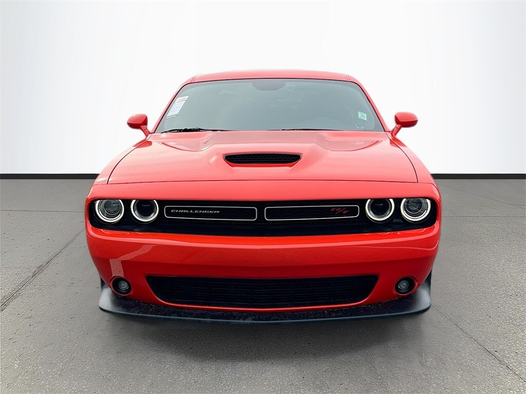 2022 Dodge Challenger R/T photo 2
