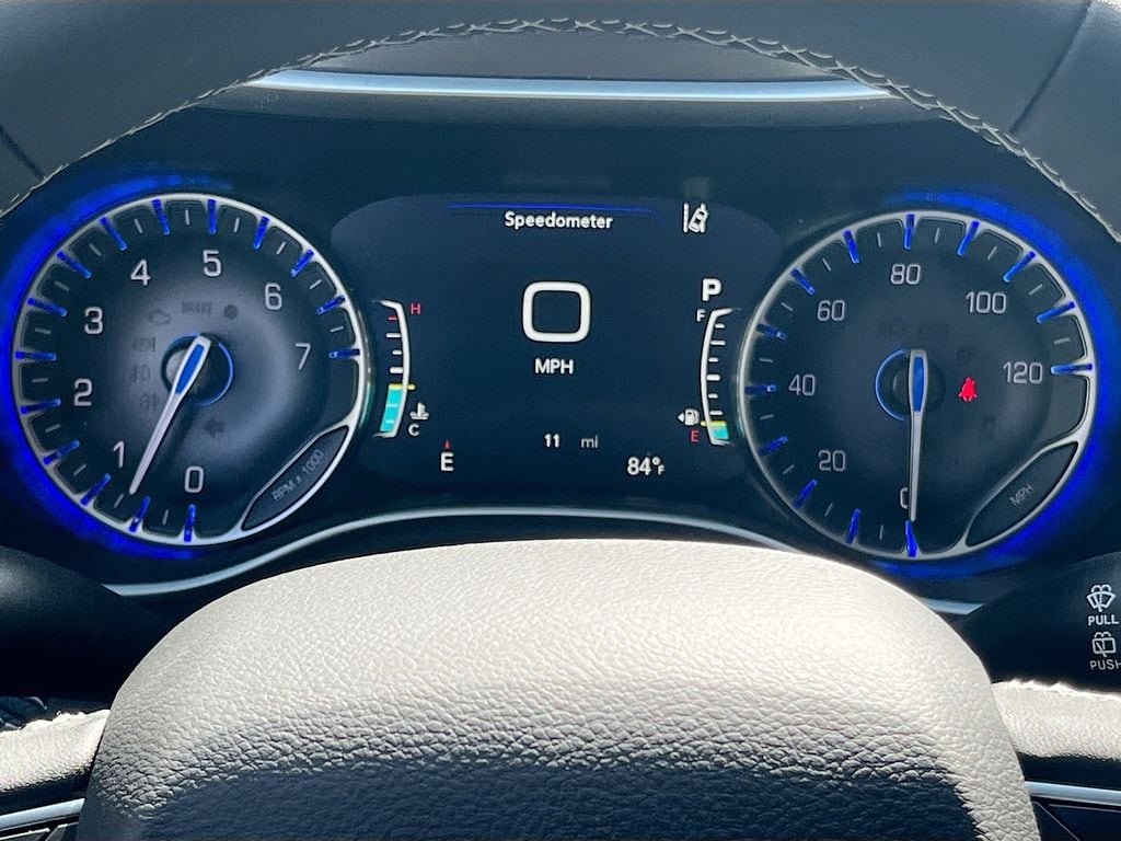 2026 Chrysler Pacifica Select - Photo 12