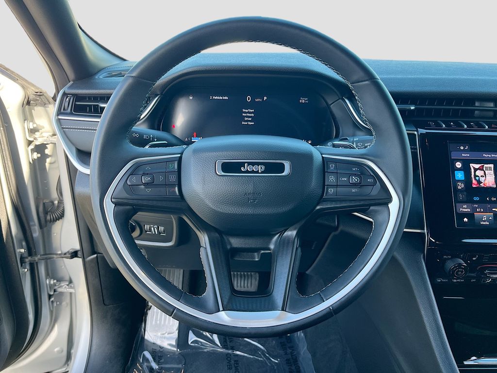 2023 Jeep Grand Cherokee Altitude - Photo 11