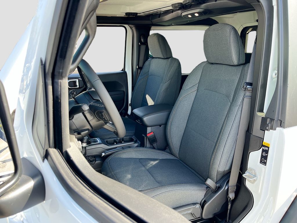2026 Jeep Wrangler 2-Door Willys - Photo 19