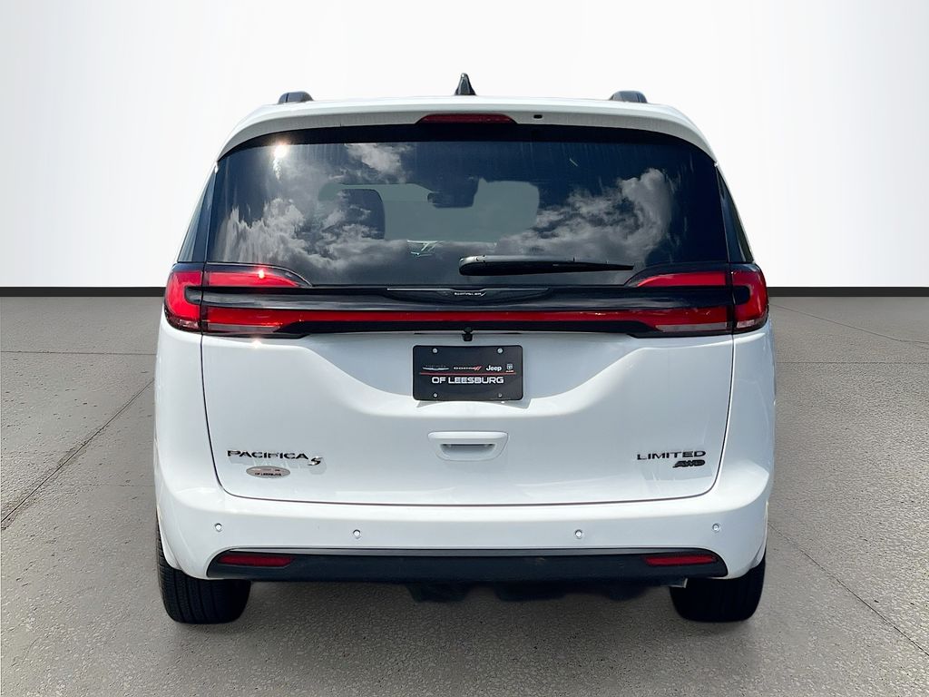 2026 Chrysler Pacifica Limited - Photo 6
