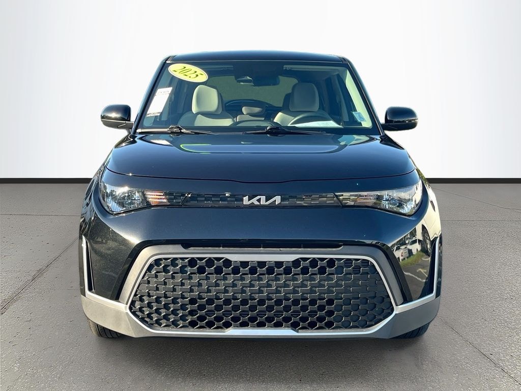 Certified 2025 Kia Soul Hatchback