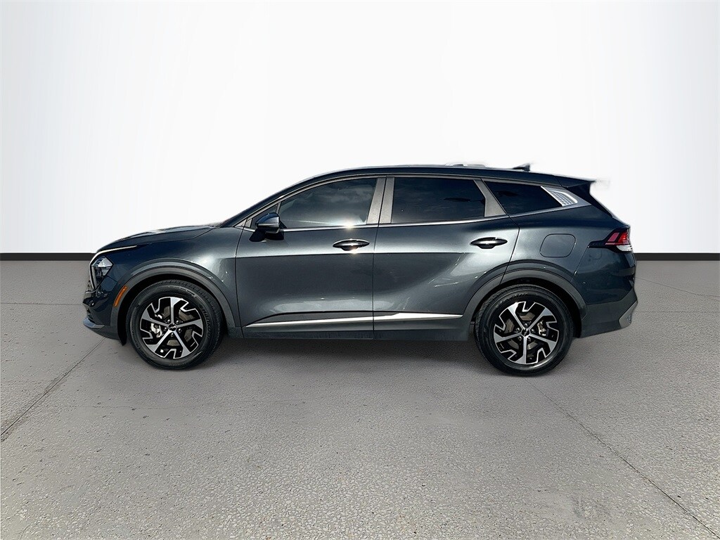 2023 Kia Sportage EX photo 4