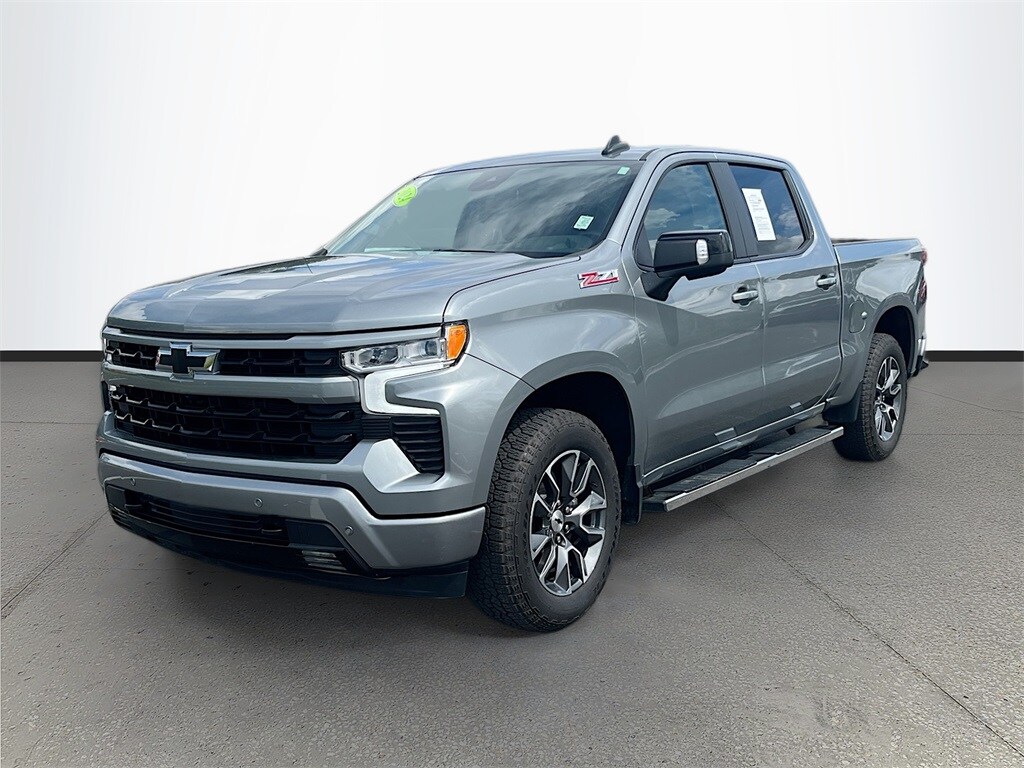 2024 Chevrolet Silverado 1500 RST photo 3